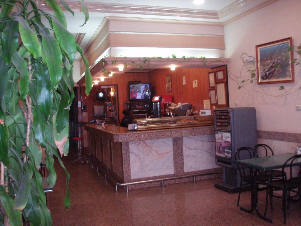 Hotel Los Hermanos Ocana  Bagian luar foto